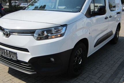 Toyota Proace City 163.200 km 11.990 &euro; Köln 51105