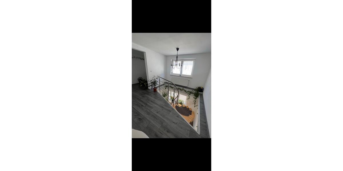 Doppelhaushälfte Weißenburg in Bayern - 12 Zimmer, 175 m&sup2;, 349.500&euro; | Angebot:27084167