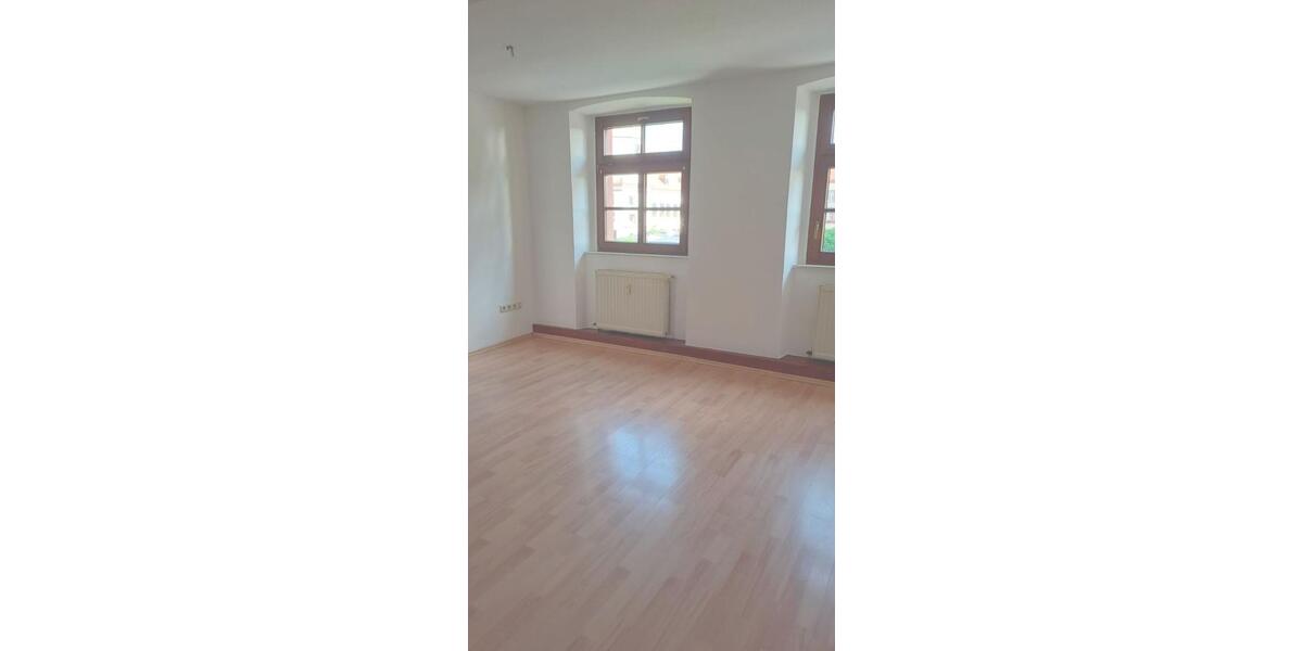 Etagenwohnung Pegau - 2 Zimmer, 60 m&sup2;, 320&euro; | Angebot:24853460