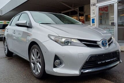 Toyota Auris 121.140 km 8.990 &euro; Tettnang 88069