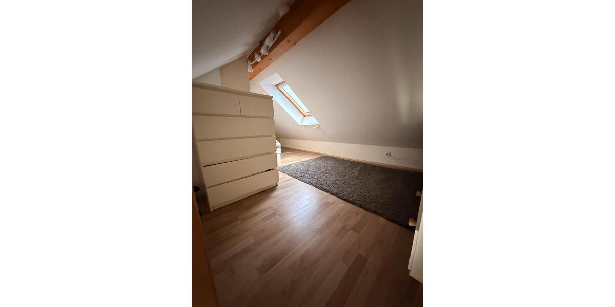 Dachgeschoßwohnung Attendorn - 2 Zimmer, 54 m&sup2;, 1.200&euro; | Angebot:26110151
