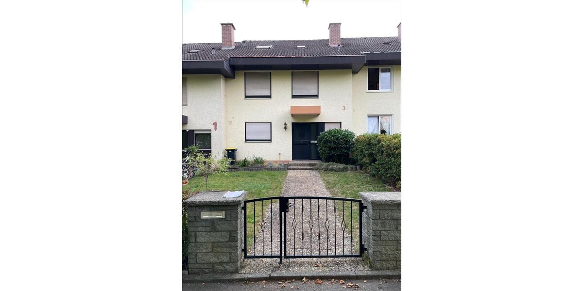 Großzügiges Reihenmittelhaus in Singen zu vermieten 6 zimmer