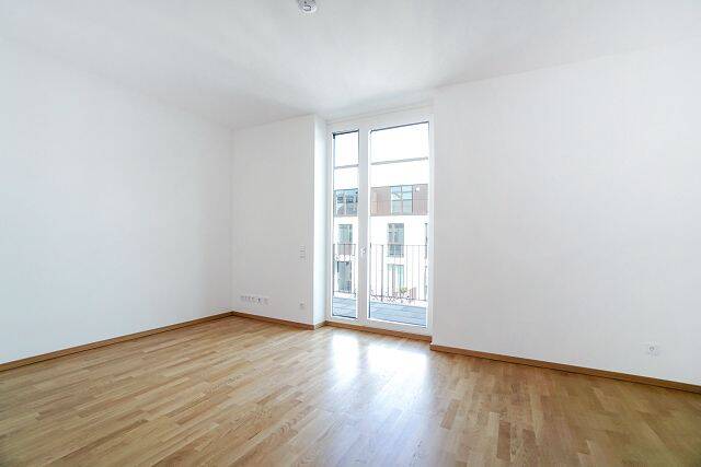 Etagenwohnung Berlin Moabit - 3 Zimmer, 106 m&sup2;, 2.450&euro; | Angebot:26865520