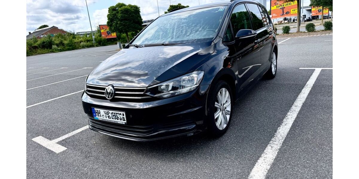 VW Touran 136.000 km 12.700 &euro; Hamburg 20251