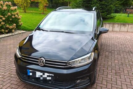 VW Touran 160.300 km 12.700 &euro; Niedergebra 99749