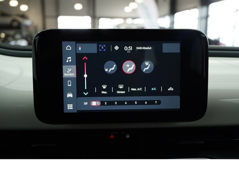 500e Action Carplay Android Automatik 1.Hand