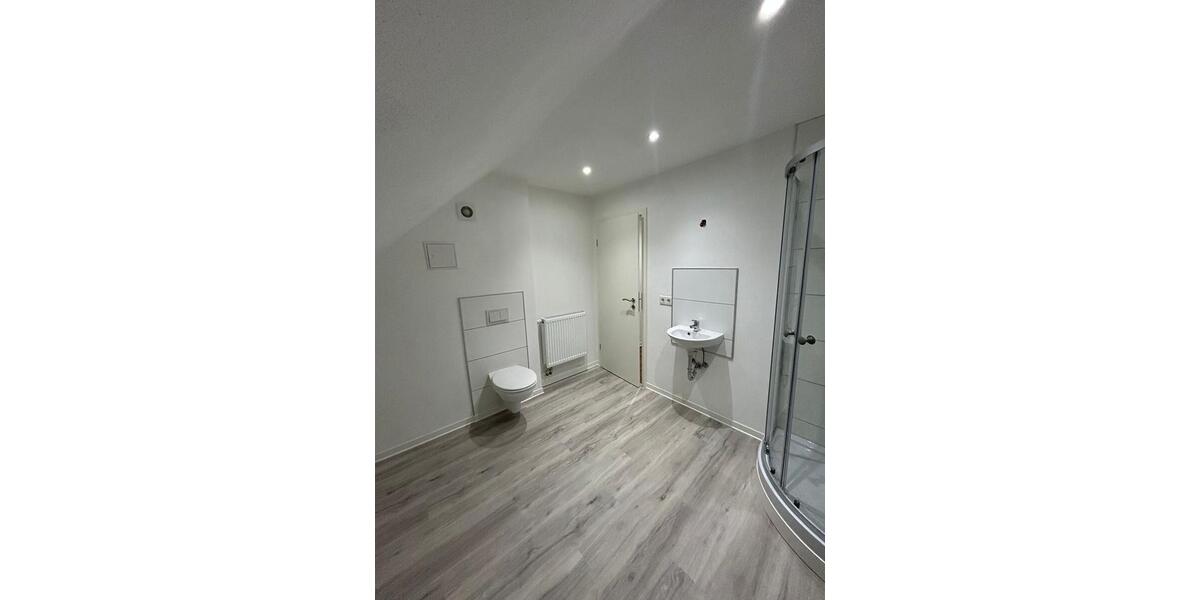 Dachgeschoßwohnung Friedrichsthal - 2 Zimmer, 70 m&sup2;, 600&euro; | Angebot:24610826