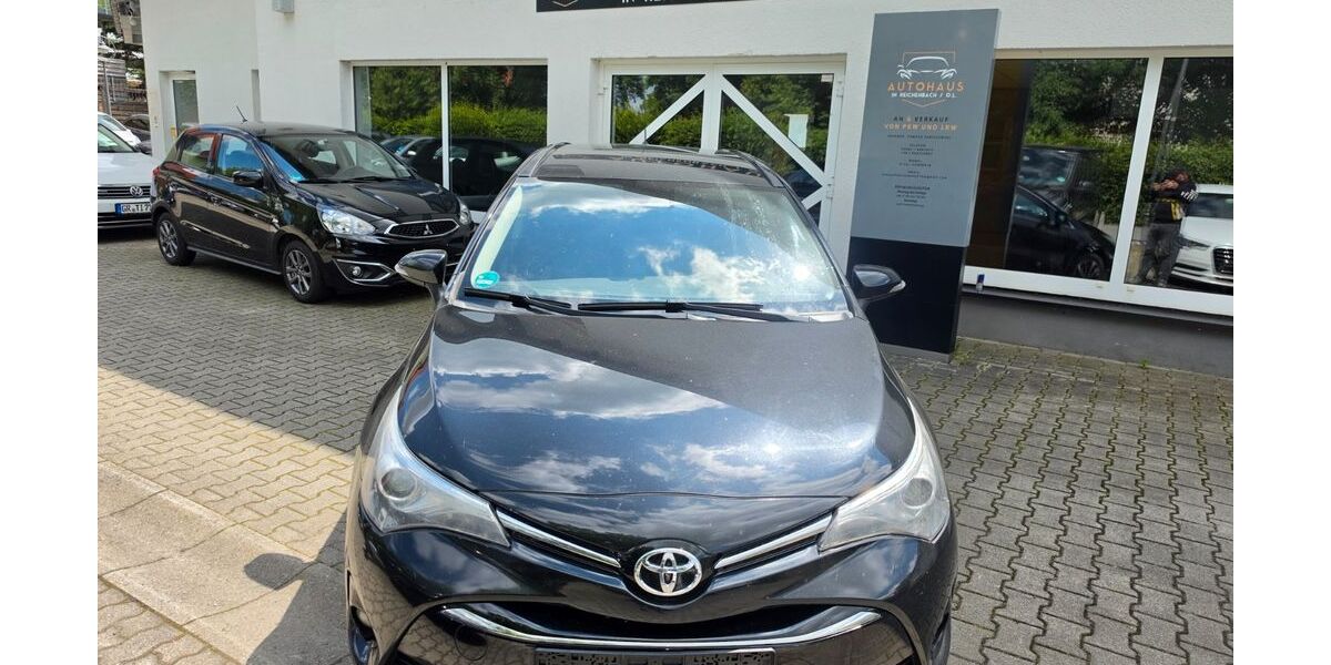 Toyota Avensis 254.171 km 7.290 &euro; Reichenbach/O.L. 02894