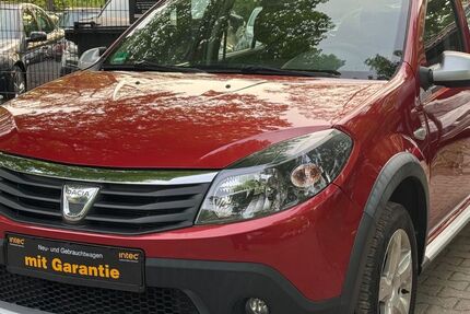 Dacia Sandero 77.000 km 5.299 &euro; Berlin 12347