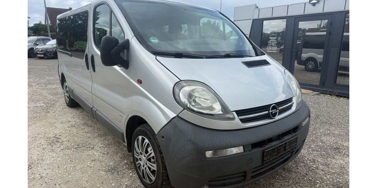 Opel Vivaro 272.264 km 4.499 &euro; Leipheim 89340