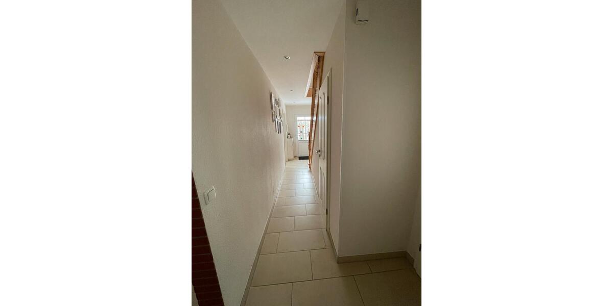 Einfamilienhaus Sande - 3 Zimmer, 120 m&sup2;, 300.000&euro; | Angebot:26797574