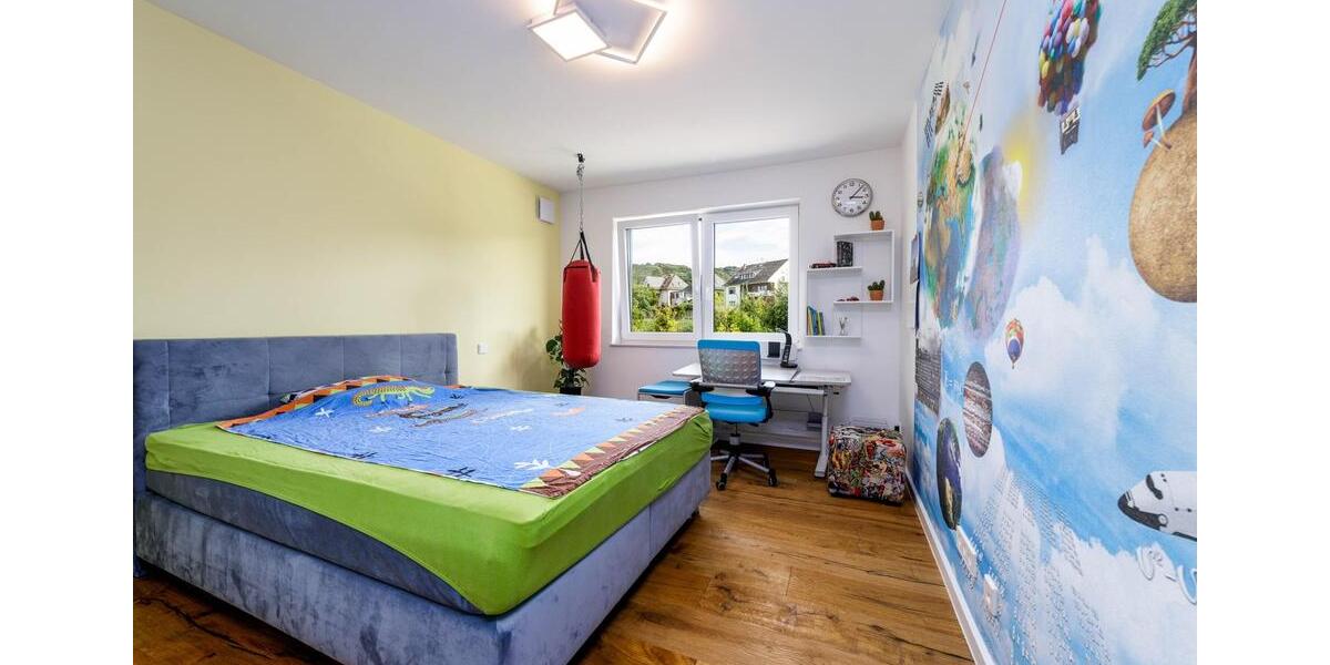 Einfamilienhaus Perl - 5 Zimmer, 180 m&sup2;, 2.950&euro; | Angebot:26102174