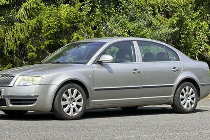 Skoda Superb 212.458 km 2.490 &euro; Heidenau 01809