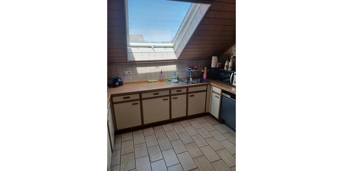 Dachgeschoßwohnung Erwitte - 3 Zimmer, 94 m&sup2;, 600&euro; | Angebot:27605602