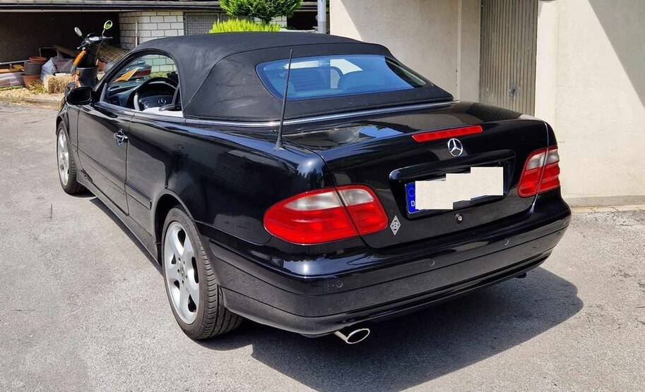Mercedes-Benz CLK 320 165.500 km 11.990 € Moers 47441
