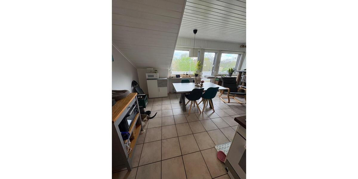 Dachgeschoßwohnung Korschenbroich - 2 Zimmer, 71 m&sup2;, 550&euro; | Angebot:26413501
