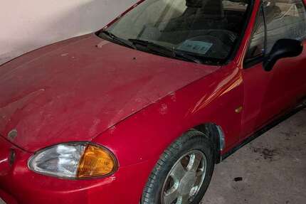 Honda CRX 230.000 km 3.900 &euro; Nieheim 33039