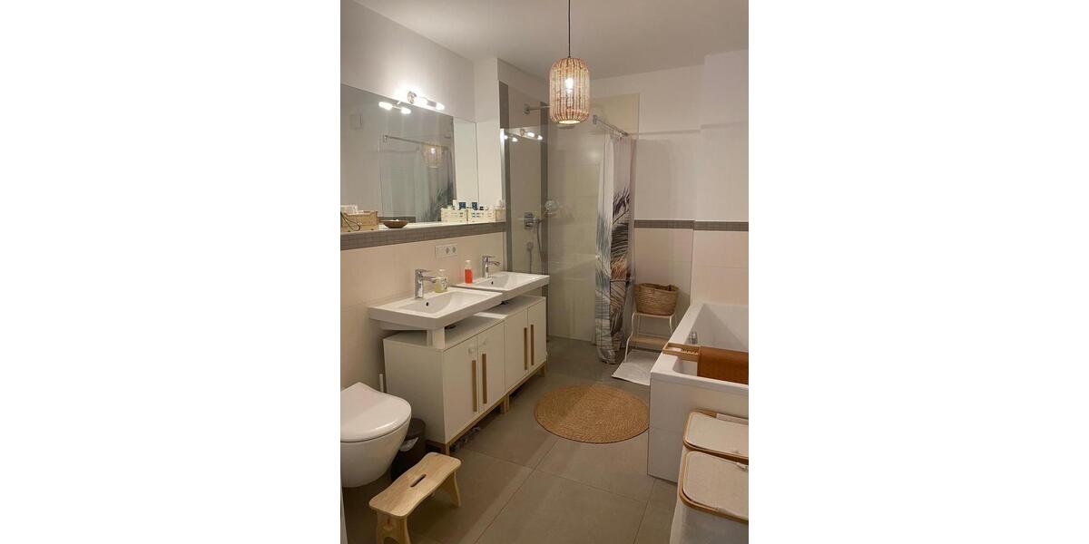 Etagenwohnung Utting am Ammersee - 3 Zimmer, 95 m&sup2;, 1.620&euro; | Angebot:26356620