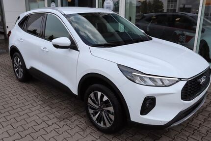 Ford Kuga 9.000 km 31.380 &euro; Cham 93413