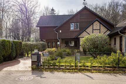Haus zum Mieten in Dassendorf 2.500 € 189 m²