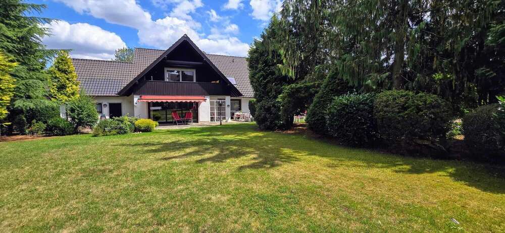 Einfamilienhaus Goslar / Jürgenohl Jürgenohl - 7 Zimmer, 215 m&sup2;, 520.000&euro; | Angebot:25606902