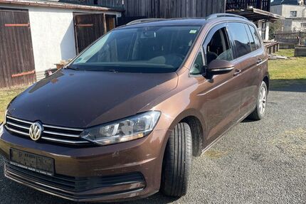 VW Touran 148.482 km 16.000 &euro; Greiz 07973