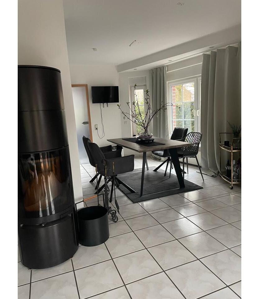 Traumhaftes Haus im Haus mit Garten & Garage - provisionsfrei!