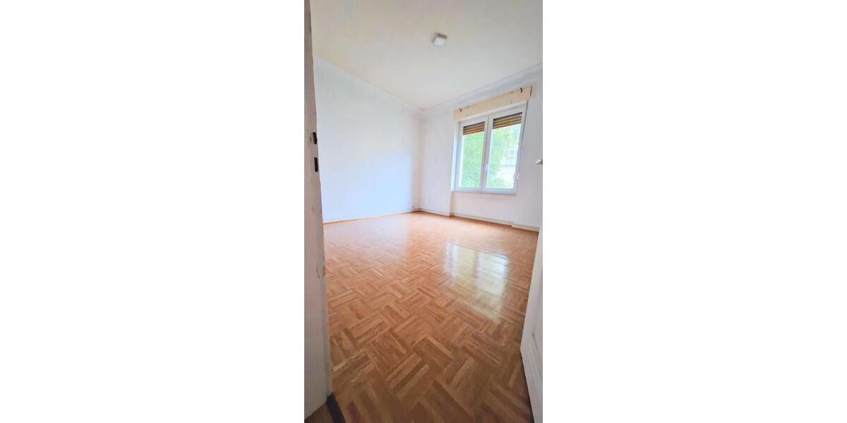 Etagenwohnung Idar-Oberstein Oberstein - 3 Zimmer, 90 m&sup2;, 600&euro; | Angebot:23012403