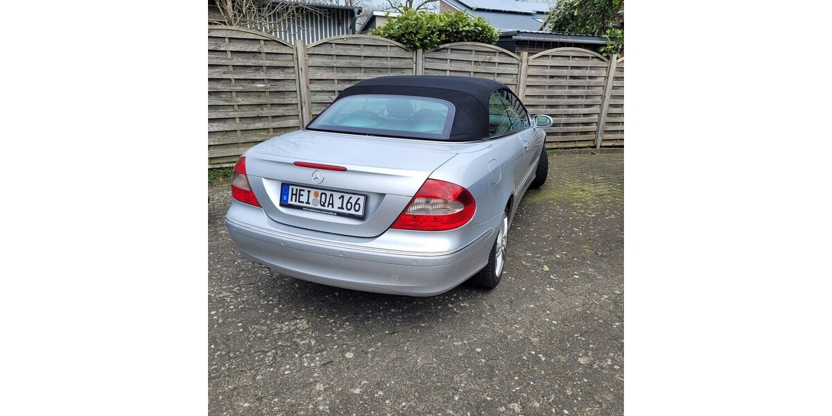 Mercedes-Benz CLK 320 113.500 km 13.550 &euro; Bargenstedt 25704