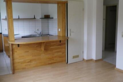 Wohnung Neutraubling - 2 Zimmer, 45 m&sup2;, 590&euro; | Angebot:24692892