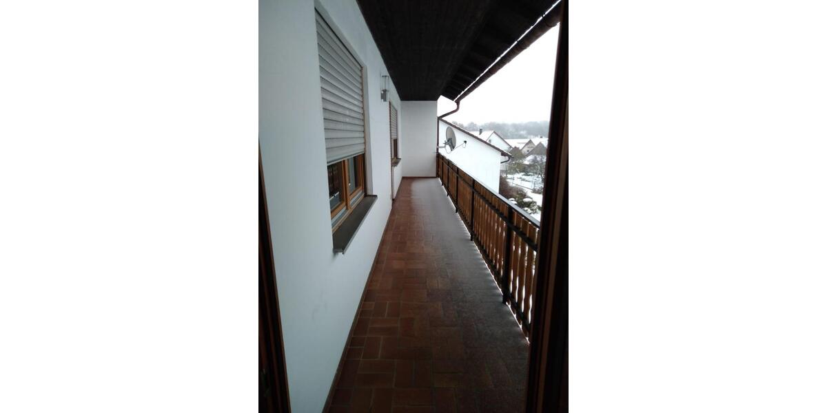 Etagenwohnung Laaber - 5 Zimmer, 110 m&sup2;, 750&euro; | Angebot:24827219