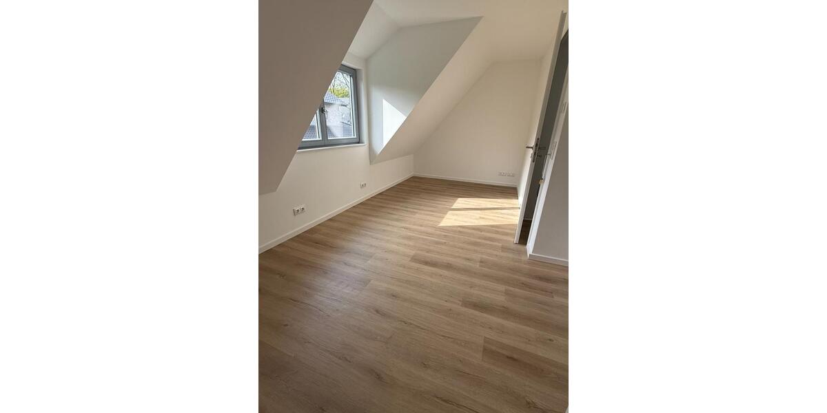Erstbezug in Sünderup: Stilvolles Reihendhaus mit Terrasse! 3.5 zimmer