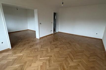 Haus Giengen an der Brenz - 7 Zimmer, 130 m&sup2;, 1.700&euro; | Angebot:26301199