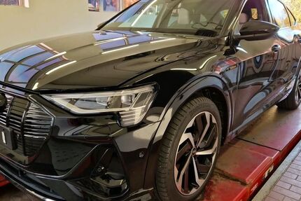 Audi e-tron 46.371 km 36.490 &euro; Ichenhausen 89335