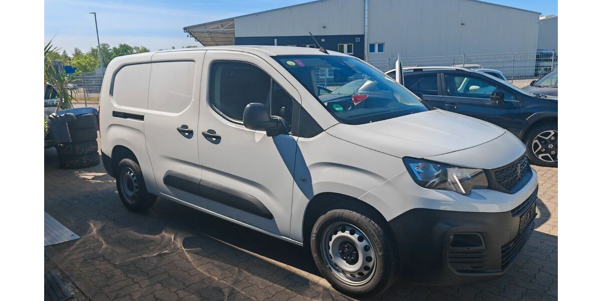 Peugeot Partner 179.000 km 7.499 &euro; Waghäusel 68753
