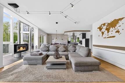 Haus Püttlingen - 8 Zimmer, 325 m&sup2;, 594.000&euro; | Angebot:26410266