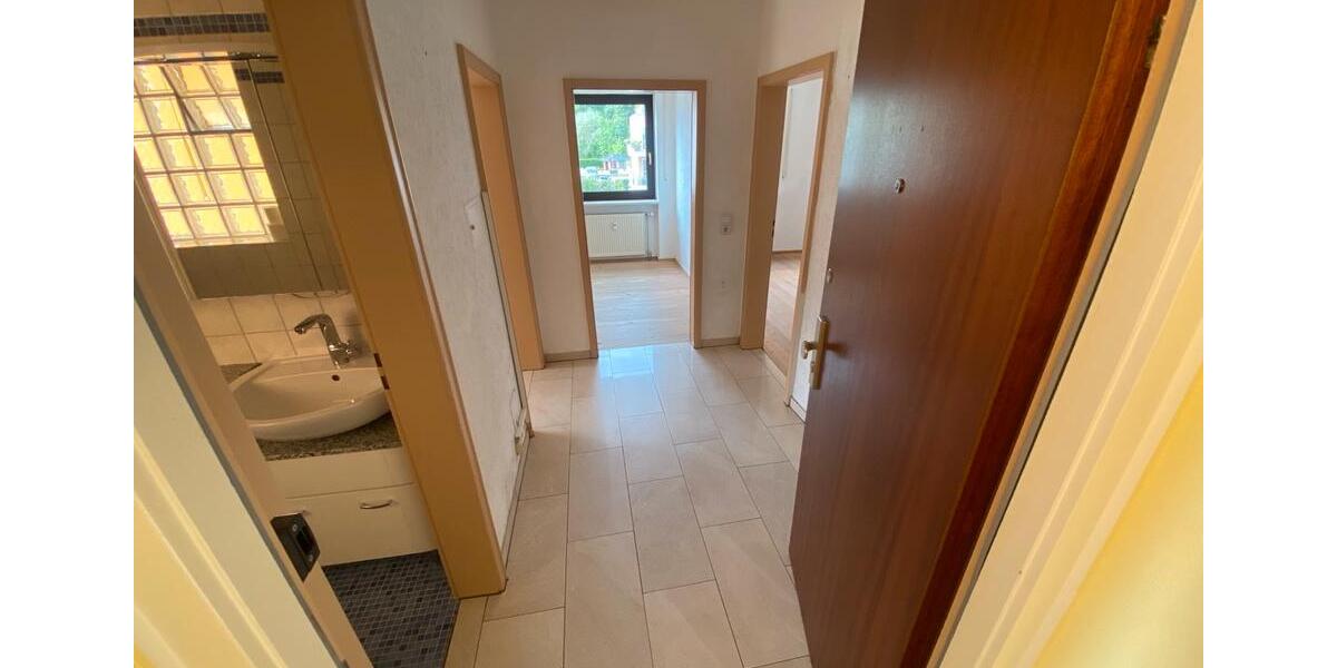 Hochparterre Rosenheim Egarten - 3 Zimmer, 63 m&sup2;, 1.380&euro; | Angebot:26665649