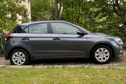 Hyundai i20 86.500 km 8.999 € Bonn 53179