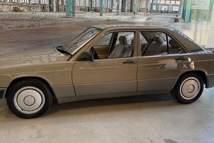 Mercedes-Benz 190 73.432 km 13.800 &euro; Ottobrunn 85521