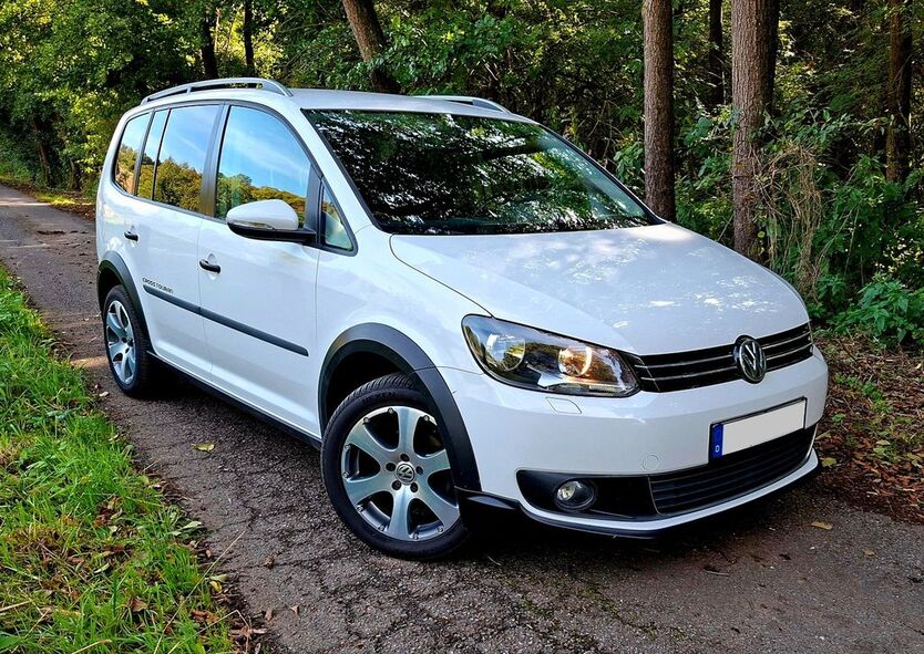 VW Touran 198.750 km 9.250 € Höxter 37671