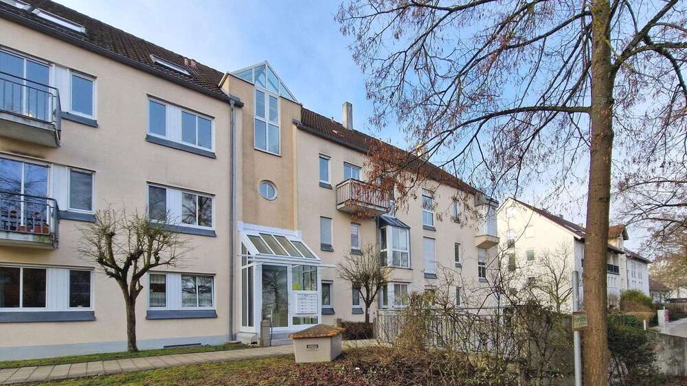 Etagenwohnung Regensburg Ganghofersiedlung - 4 Zimmer, 102 m&sup2;, 385.000&euro; | Angebot:25099464