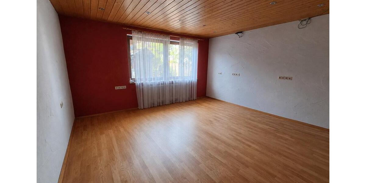 Einfamilienhaus Freudenstadt - 7 Zimmer, 222 m&sup2;, 548.000&euro; | Angebot:27176264