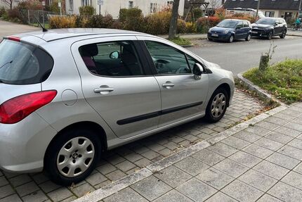 Peugeot 308 142.000 km 3.750 € Nürnberg 90409