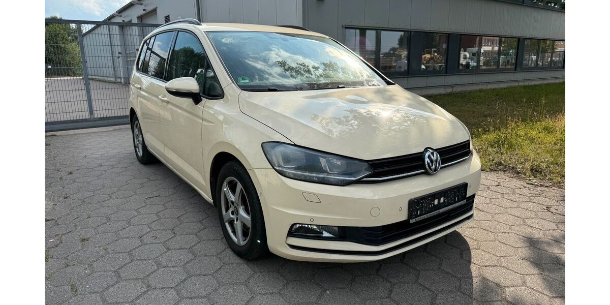 VW Touran 468.069 km 5.190 &euro; Hamburg 20539