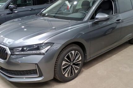 Skoda Superb 6.989 km 34.490 &euro; Ahrensburg 22926