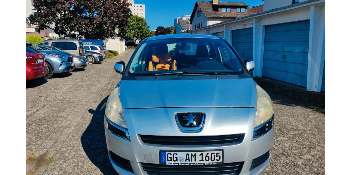 Peugeot 5008 161.000 km 2.200 &euro; Darmstadt 64297