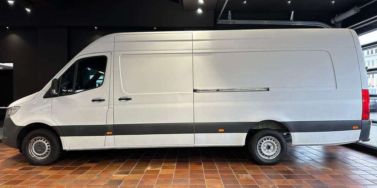 Mercedes-Benz Sprinter 691.588 km 18.981 &euro; Bonn 53177