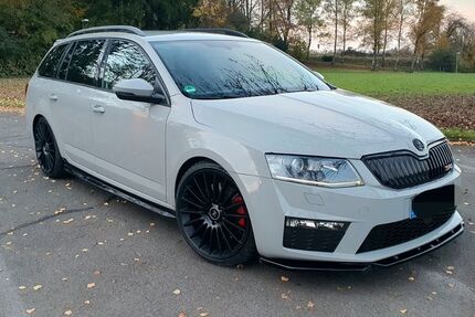 Skoda Octavia 166.000 km 12.700 &euro; Bergneustadt 51702