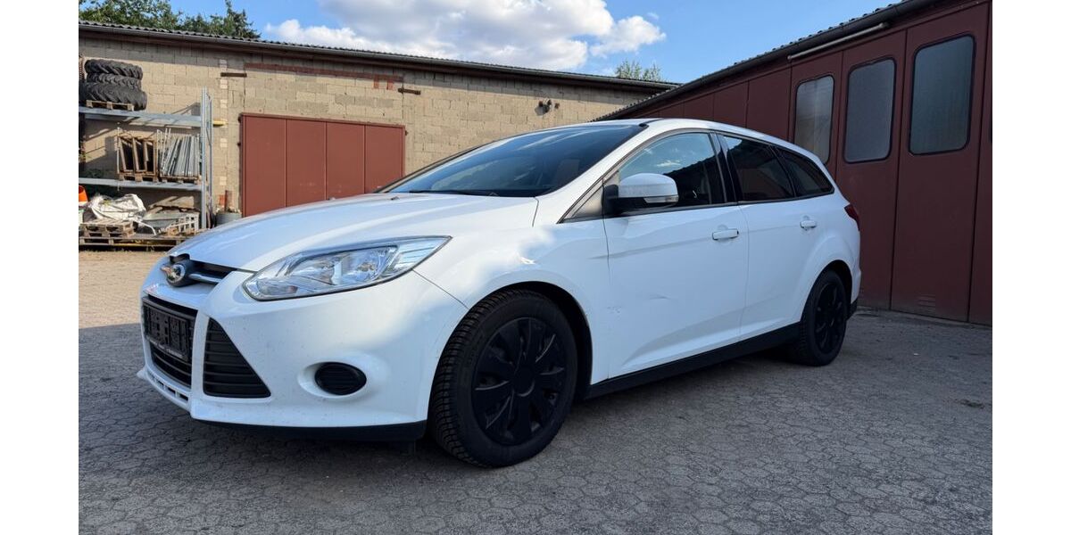 Ford Focus 220.328 km 2.500 &euro; Mücke 35325