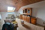 Dachgeschoßwohnung Stetten - 7 Zimmer, 99 m&sup2;, 275.000&euro; | Angebot:26223959